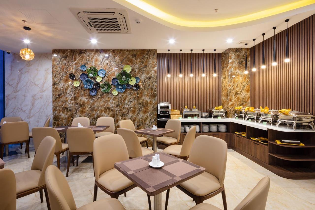 Amber Hotel Managed By Ht Nha Trang Buitenkant foto